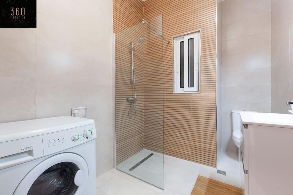 Comfy Apt With Terrace, 5 Mins To Sliema Ferries By 360 Estates Gzira Esterno foto