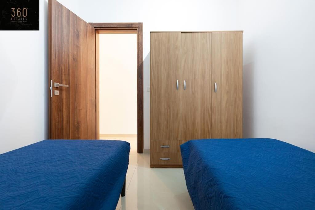 Comfy Apt With Terrace, 5 Mins To Sliema Ferries By 360 Estates Gzira Esterno foto